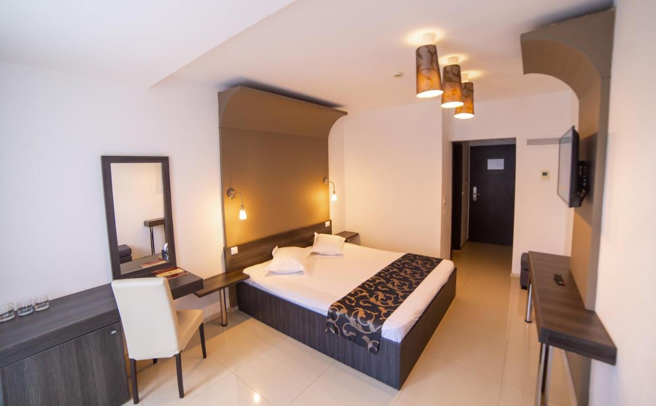 Hotel 2D Resort And Spa Neptun Esterno foto